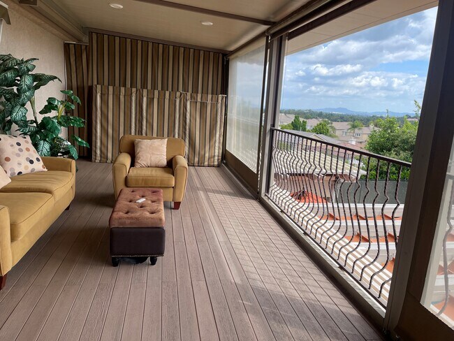 Foto del edificio - 20552 Bergamo Way