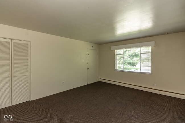 Building Photo - 701 Brewer Pl