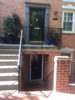 Entrance Area - 3201 New Mexico Ave NW