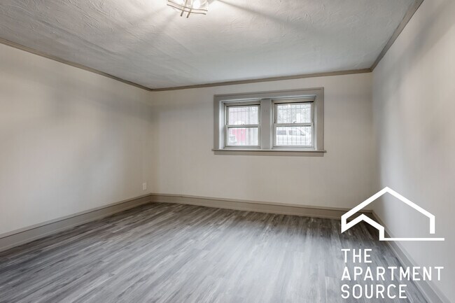 Foto del edificio - 709 N Hamlin Ave