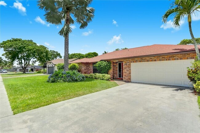 Building Photo - 1130 NW 78th Terrace