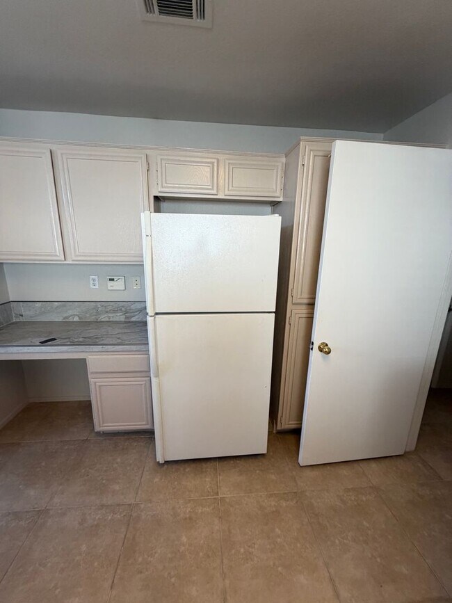 Foto del edificio - Corner lot townhome