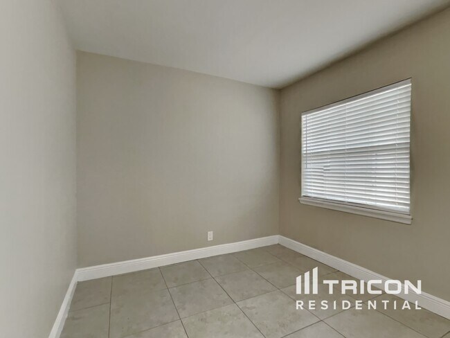 Foto del edificio - 412 Richards Ave