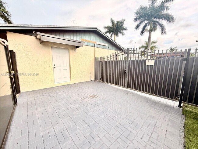 Foto del edificio - 12694 SW 191st Terrace