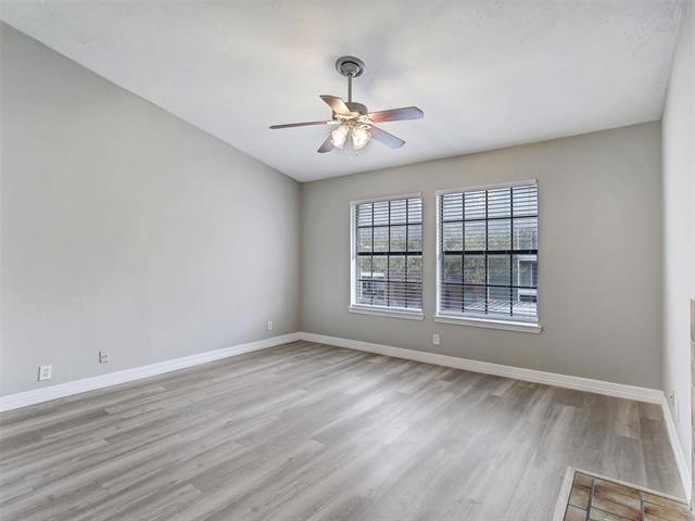 Foto del edificio - 4748 Old Bent Tree Ln