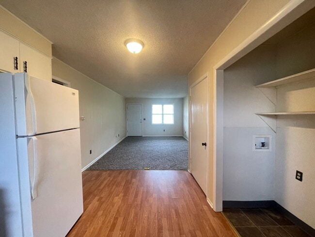 Building Photo - 5338 S Hutchinson Ct