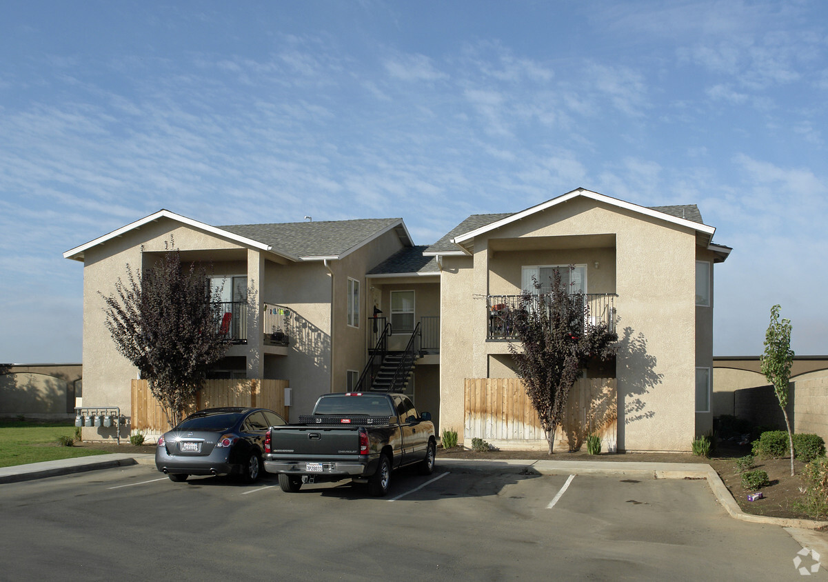 Building Photo - 4887 N Polk Ave