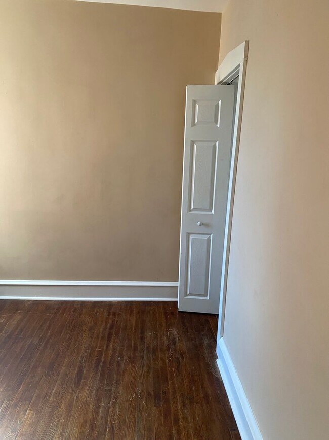 Building Photo - Now Available-3 Bedroom Norristown Rental!