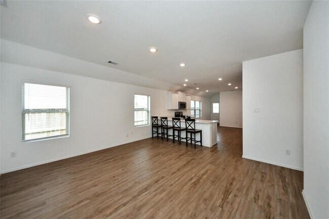 Building Photo - 19348 Villa Mesa Dr