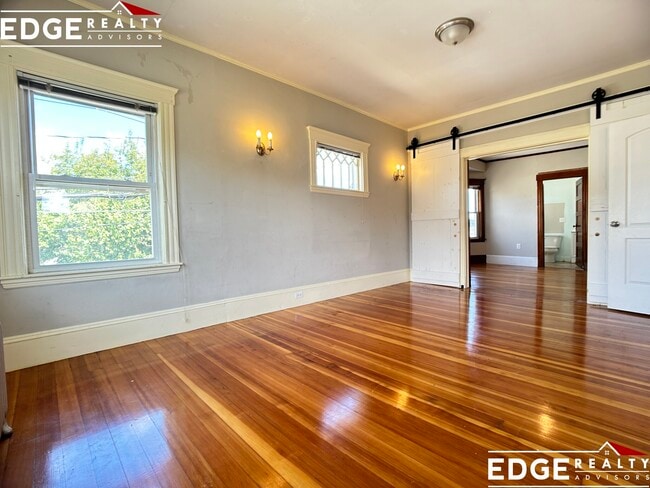 Building Photo - 139 Edenfield Ave