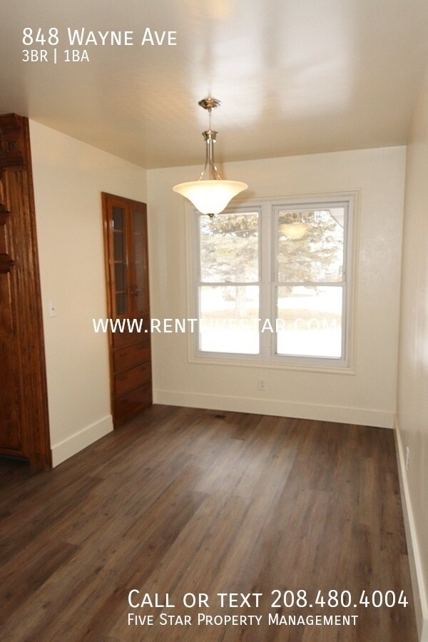 Foto del edificio - 848 Wayne Ave