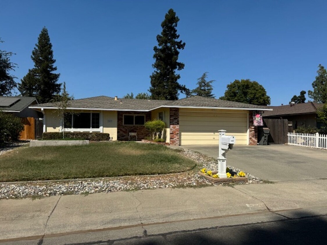 443 Colusa Pl, Woodland, CA 95695 House Rental in Woodland, CA