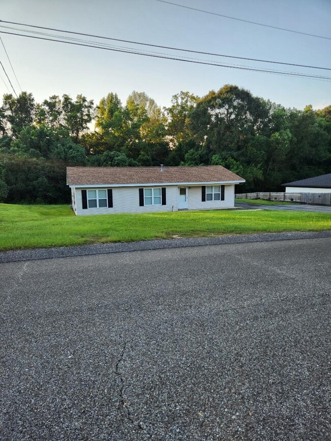Building Photo - 4690 Opal Dr