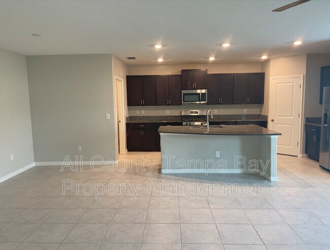 Foto del edificio - 5209 Dandelion St