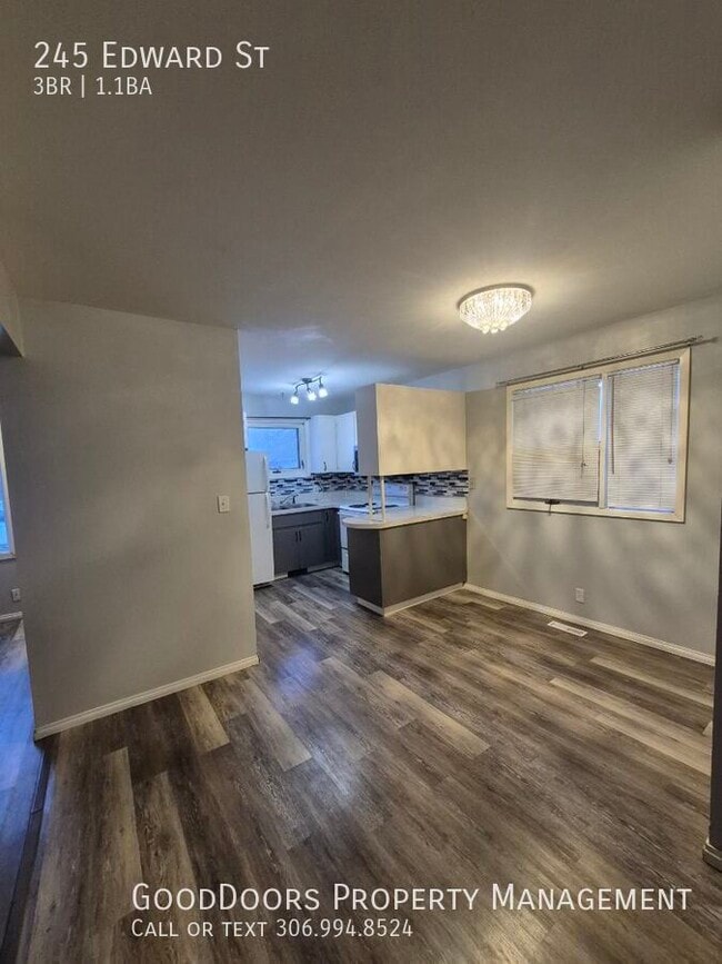 Photo du bâtiment - 245 Edward St