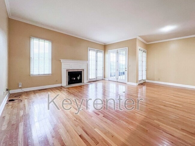 Building Photo - 112 Park Meade Dr
