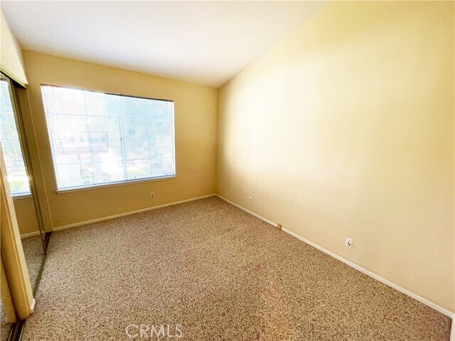 Building Photo - 30 Roble