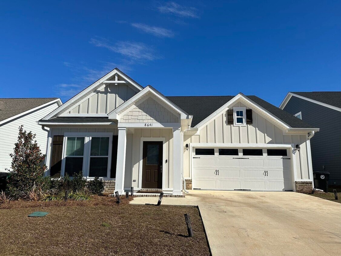 Foto principal - 8641 Brooklin Pl