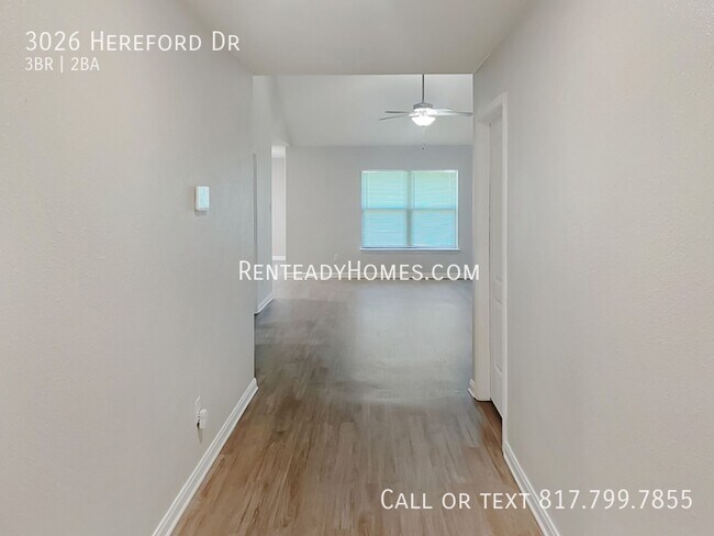 Foto del edificio - 3026 Hereford Dr