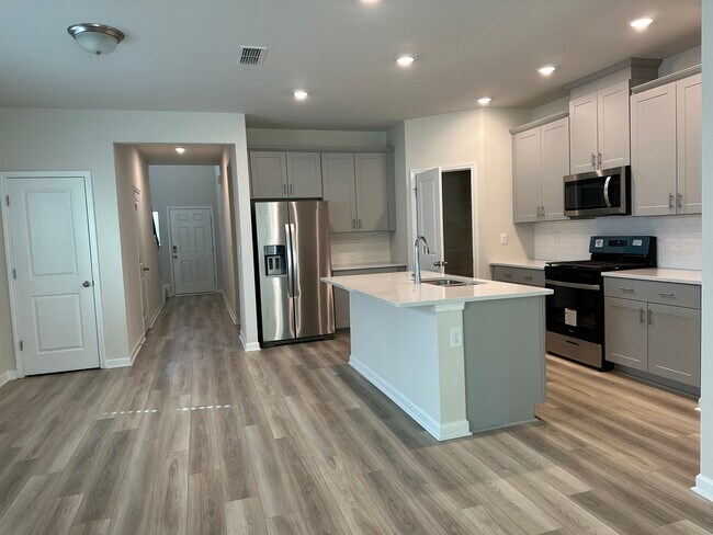 Foto del edificio - 205 Wells Cir