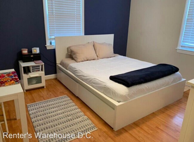 Foto del edificio - 3 br, 2 bath House - 5039 11th St NE