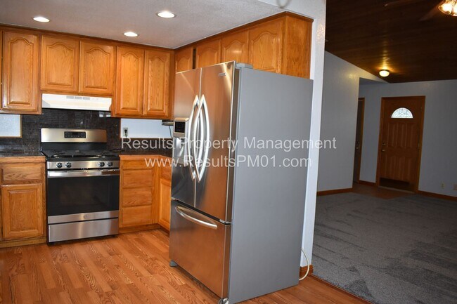 Building Photo - 3 br, 2 bath House - 316 Ferrari Way