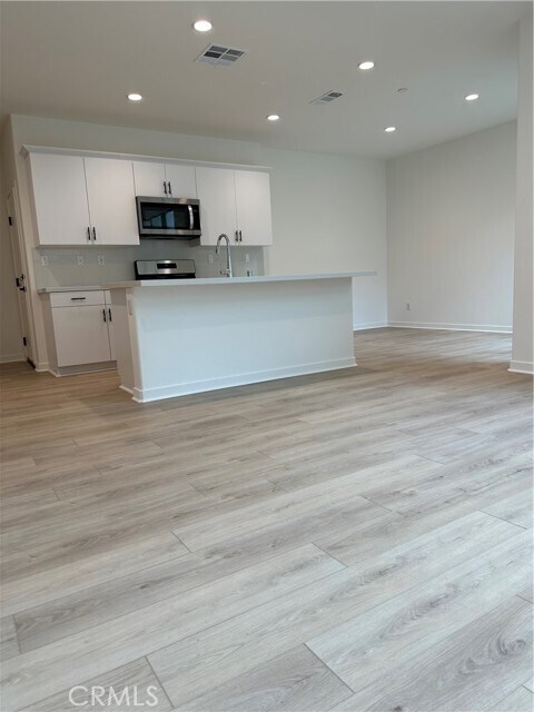 Building Photo - 4191 E Malagon Privado