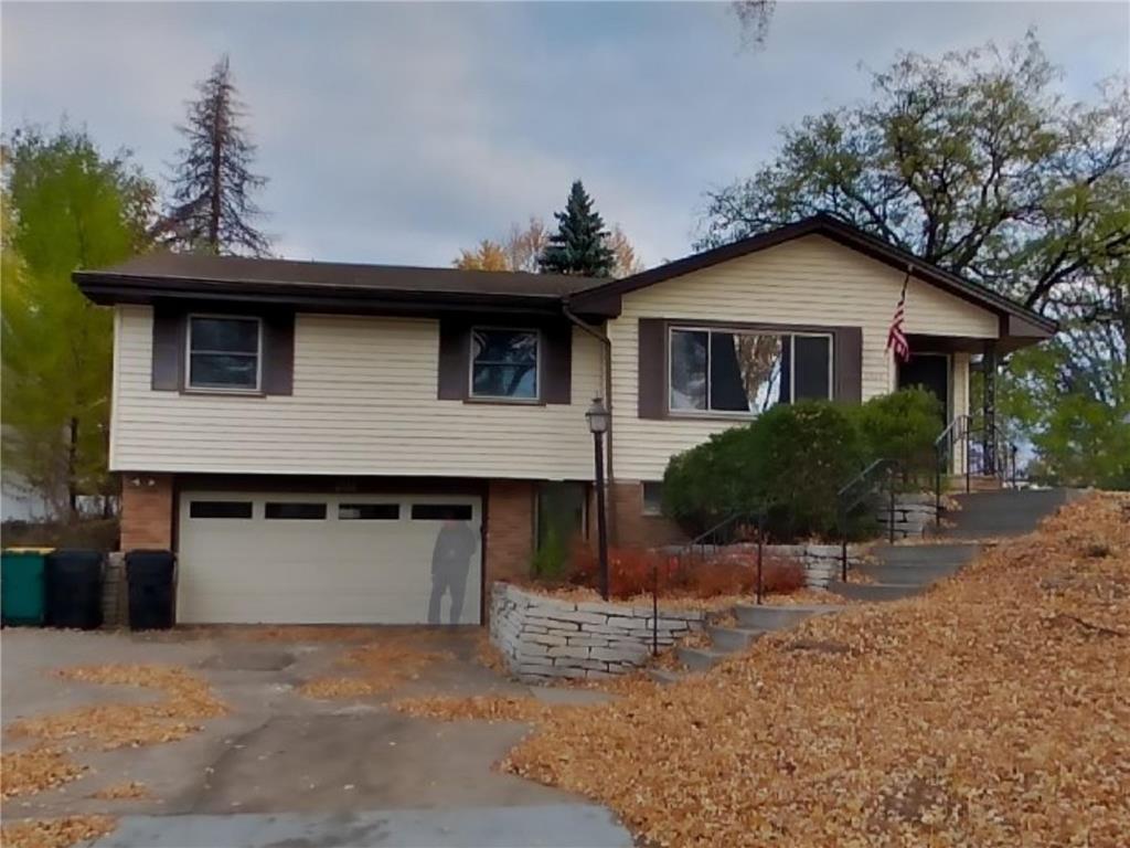 Foto principal - 6928 45th Pl N