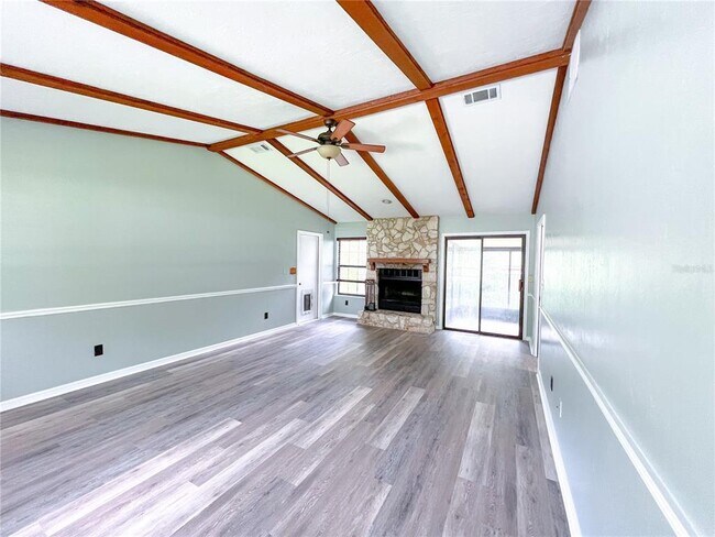 Foto del edificio - 6003 NW 36th Pl