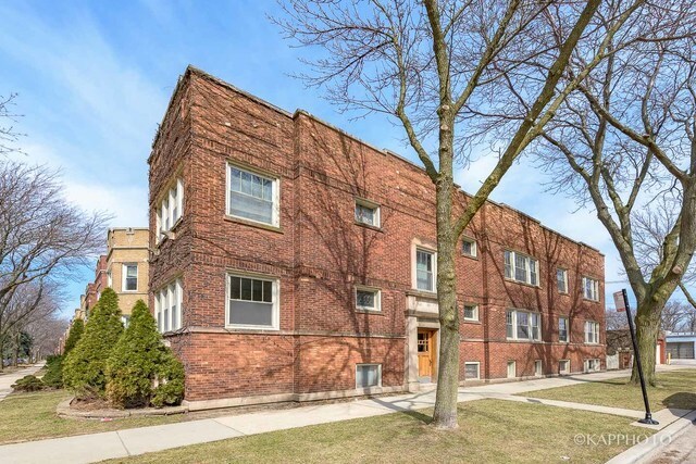 Primary Photo - 2424 W Hollywood Ave