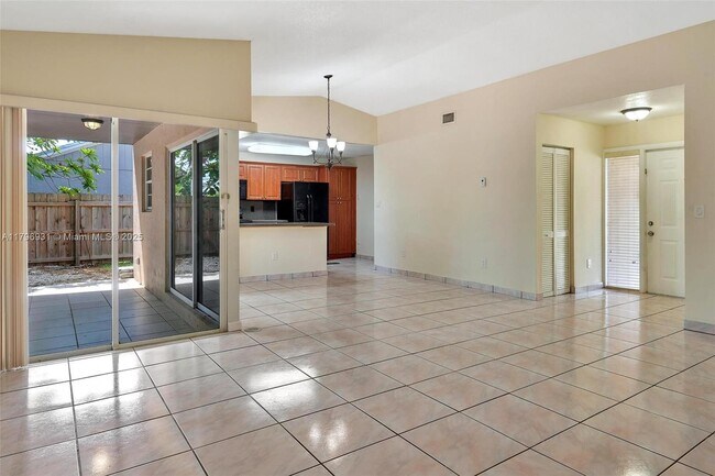 Building Photo - 13828 SW 283rd Terrace