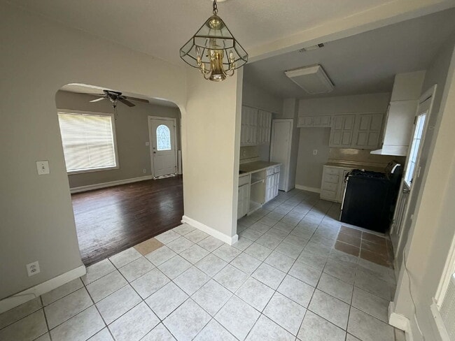 Foto del edificio - Cute 2 bedroom, 1 bath near Harvard & Admiral