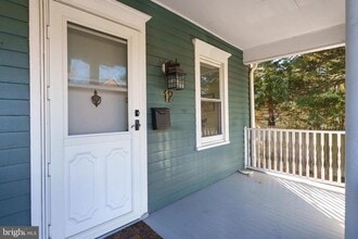 Building Photo - 12 Birch Ave