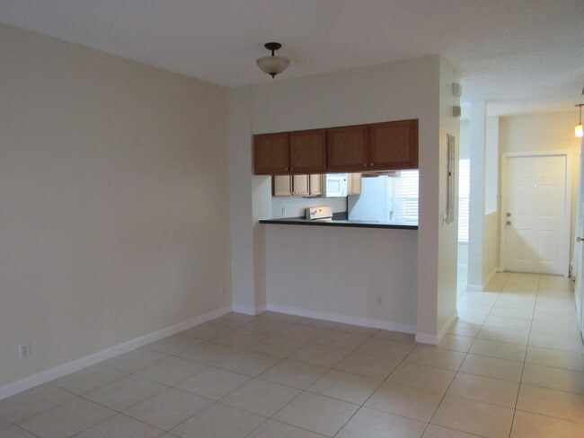 Foto del edificio - 5179 Palmbrooke Cir