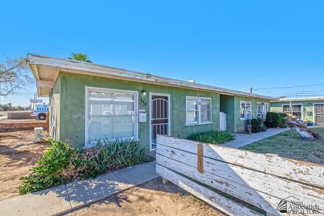 Foto del edificio - 678 S Orange Ave