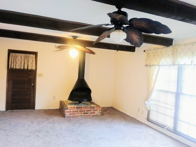 Building Photo - 3930 Malabar Rd  3/2 Woodley Park