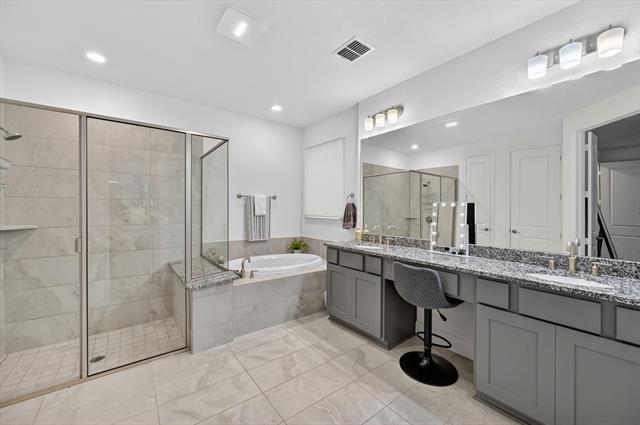 Foto del edificio - 1317 Cypress Ct