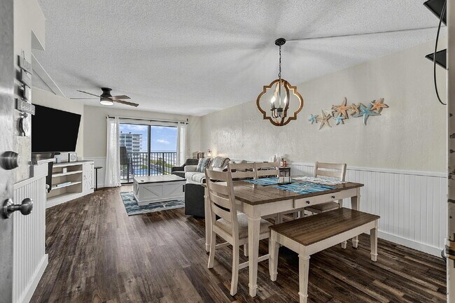 Building Photo - 3600 S Ocean Shore Blvd