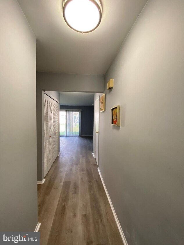 43 Buttonwood Rd, Voorhees Township, NJ 08043 Room for Rent in