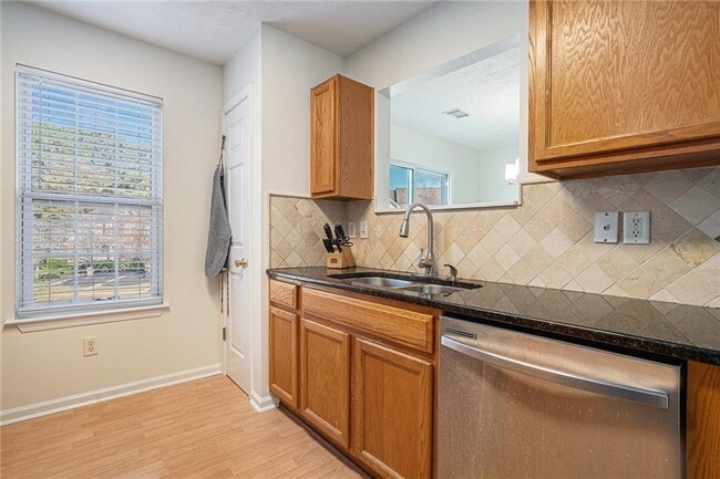 Foto del edificio - 2651 Waverly Hills Dr