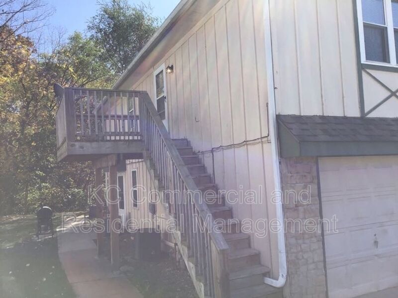 Primary Photo - 8705 NW 82nd St