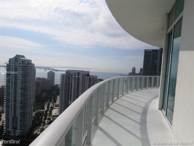 Building Photo - 300 Biscayne Blvd