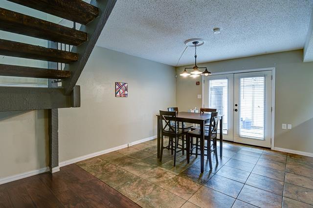 Building Photo - 216 Westview Terrace
