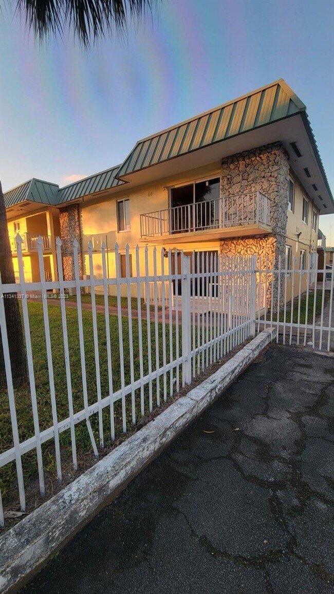 505 NW 177th St Unit 103, Miami Gardens, FL 33169 Condo for Rent in