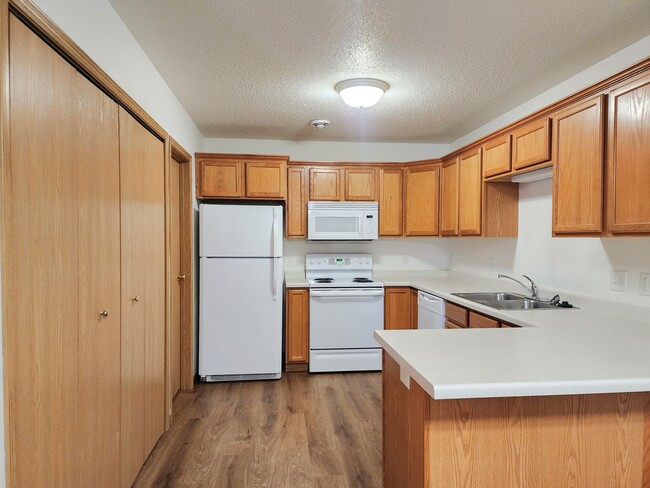 Kitchen - The Villas at Vista North