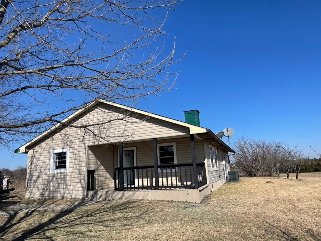 824 Nob Hill Rd, Quinlan, TX 75474 House Rental in Quinlan, TX