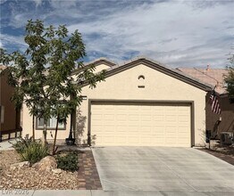 Building Photo - 7661 Fieldfare Dr