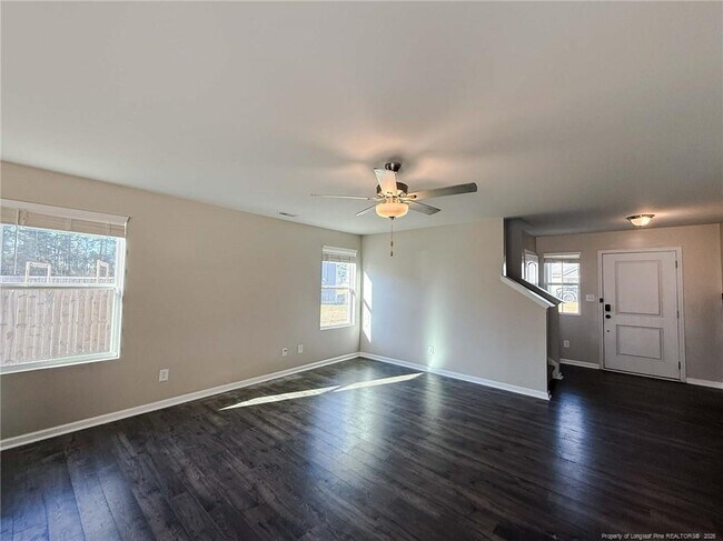 Foto del edificio - 475 Walters Run Dr