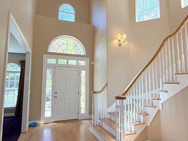 Foto del edificio - Westside Alamo Custom Estate With Beautifu...