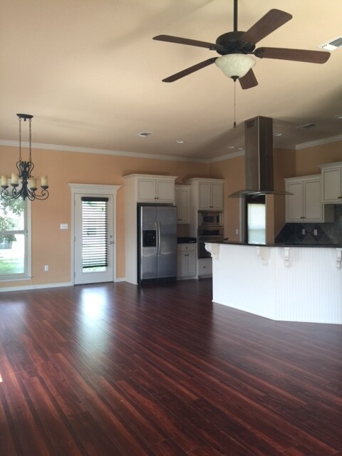 Foto del edificio - 110 Hawthorne Dr